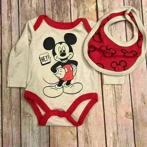 TWIN BUNDLE! Mikey Mouse set with bib | 0-3 Month - Picture 3 of 8